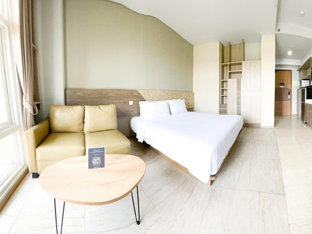 Graha Makara Suite Hotel & Residence Чікаранґ Екстер'єр фото